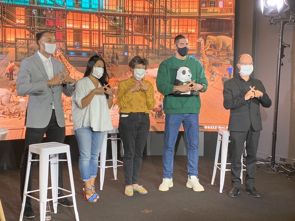 Lancement aujourd’hui de la campagne du <a href="/WWFFrance/">WWF France 🐼</a> #PasLeDernier dans nos locaux @AgenceHopscotch et réalisé par Hopscotch sport. Merci à Hopscotch studio pour ce live, à nos ambassadeurs et à <a href="/francepierron/">⭐France⭐ Pierron</a> pour ce show!
#PasLeDernier 
@AgenceHopscotch <a href="/lucabalo/">Luc Abalo</a>