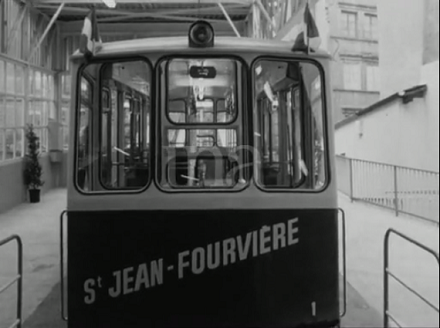 TCL_reseau's tweet photo. #SemaineDeLaMobilité A la découverte du patrimoine #TCL 
Vidéo du jour ➡️ 1970 : le funiculaire entre Saint-Jean et Fourvière 🚡
https://t.co/j1nDiX5fRH https://t.co/IR2QhDudmM