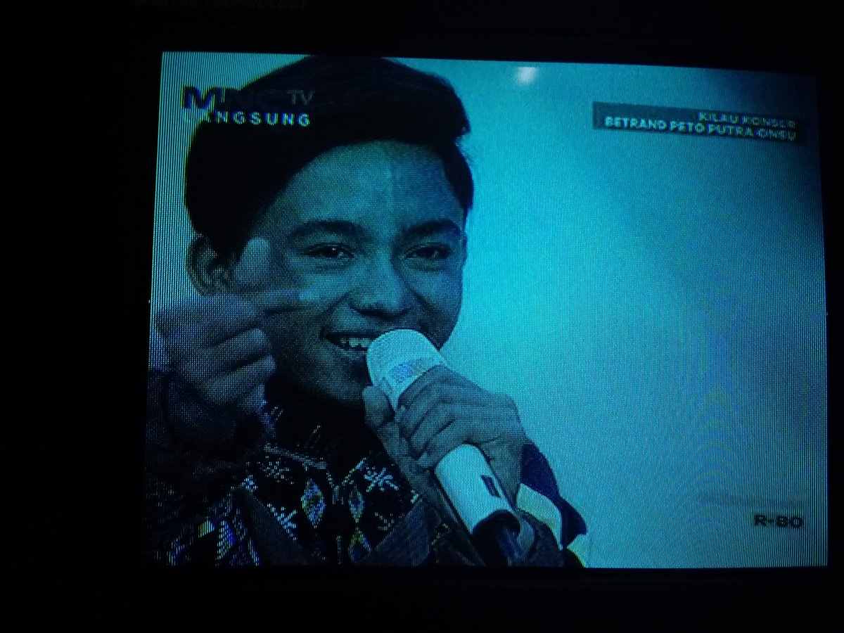 Wulanks4's tweet photo. Selamat atas Konser pertamamu anak hebat #betrandpetoputraonsu 😍❤️❤️❤️

sukses selalu, tetap menjadi penerang bagi sekitar..  We Love you onyo❤️❤️❤️💙

#Betrand1stConcert https://t.co/rWtothrYCL