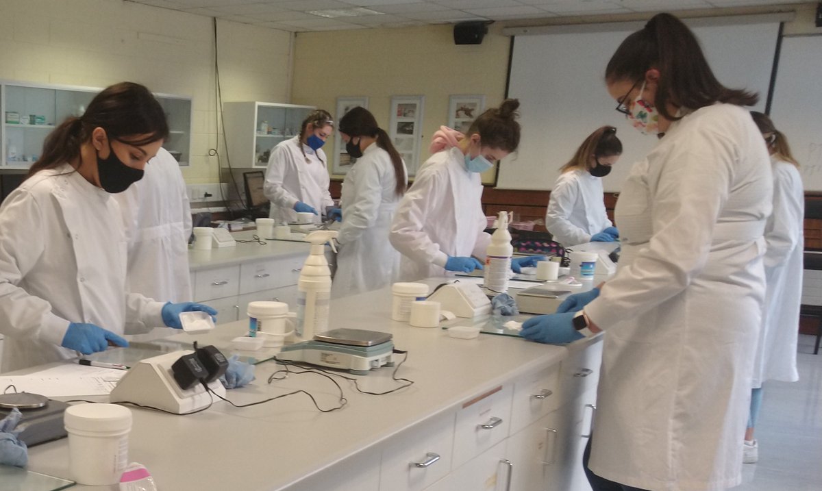 AITPharmTech's tweet photo. Welcome back!! After 6 months, it's great to have our @AthloneIT pharmacy technician students back on campus (at least some of the time)! #blendedlearning #ait #pharmacytechnician #staysafe #ownworkstation https://t.co/j8lM1p4fym