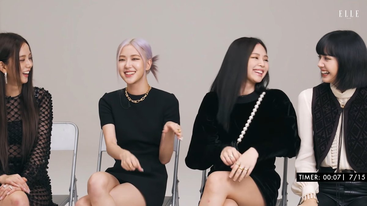 cyanblink's tweet photo. THEY LOOK SO HAPPY I LOVE THEM SO MUCH 😭😭 @BLACKPINK https://t.co/g3LeBdvZsX