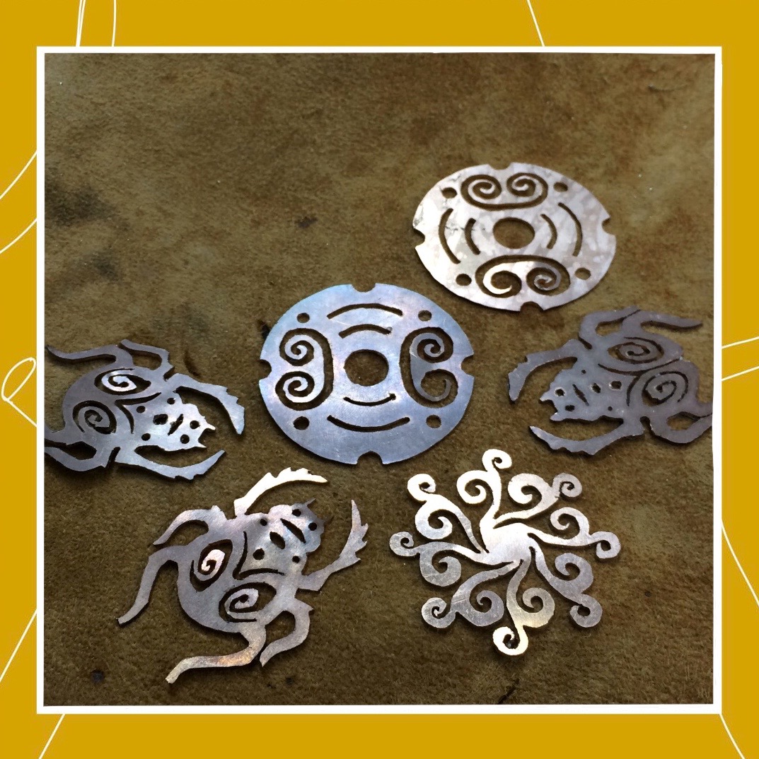 BAJ Students: starting a new term means trying a range of new #jewellery making techniques for the first time. Here are some piercing exercises by Jewellery Design and Manufacturing Diploma students on their first day back at the bench. Which new techniques would you like to try?