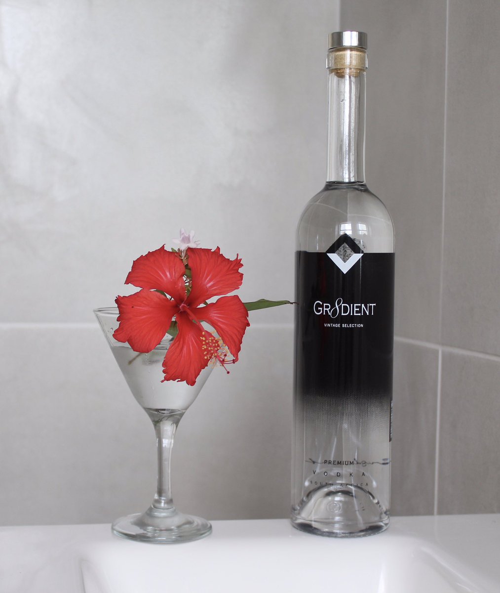 Sakhile_M17's tweet photo. @sindivanzyl Hi Sindi. We’re a premium Vodka brand based in JHB. @Gr8dientVodka has been crafted to perfection by South Africa’s finest craftsman by being put through a rigorous distillation process making our vodka ultra-smooth, bold in character &amp; distinct in taste. #Unquestionable 🇿🇦🍸🍹 https://t.co/gHry8Zhyf8