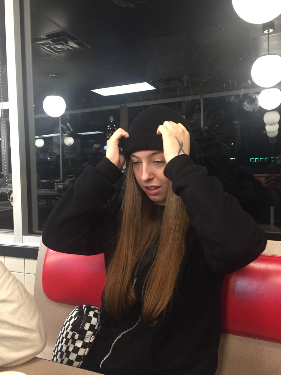 haleydudding's tweet photo. @twaimz https://t.co/dkcxhHnvup
