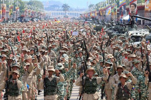 APDILAVELACOLI1's tweet photo. Buenos dias tengan todos l@s compañer@s. Franternal saludos desde el APDI La Vela en el estado Falcón.  Cada dia somos mas, y estamos en continuo entrenamiento.
#MaduroLaVozDeVenezuela 
@cmdtemiliciab1 
@MILICIAFALCON1 
@zodifalcon12 
@arichacan 
@JorgeGo47444476 
@FalconGnbcz https://t.co/dV8Sggm3uO