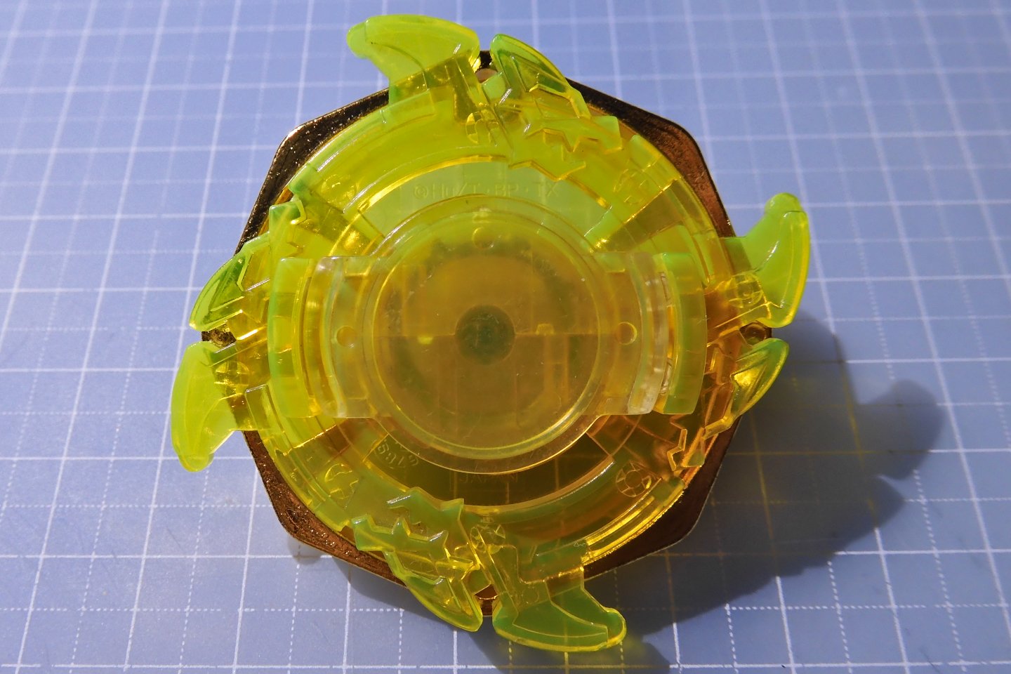 ベイブレード カローラ店 限定 ドラグーンS イエローサファイア&シール