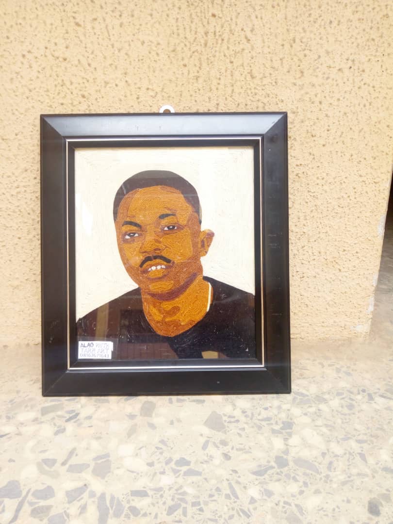 AlaoRuth2's tweet photo. Have you been thinking of what to gift a friend? Order for a wool portrait todayπ₯βοΈ
#YarnDesignsIt #textile #art #MadeWithWool #CocozzyDidIt https://t.co/o1i9HpRgh9