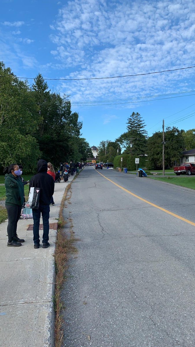 8:30am at Moodie testing centre!!People lined up for hours to come including parents with children! Has to be a better way - appointment option? More testing centres? And more testing capacity (waiting 5 days for results is too long!) <a href="/fordnation/">Doug Ford</a> <a href="/JimWatsonOttawa/">Jim Watson</a> <a href="/VeraEtches/">Dr. Vera Etches</a>