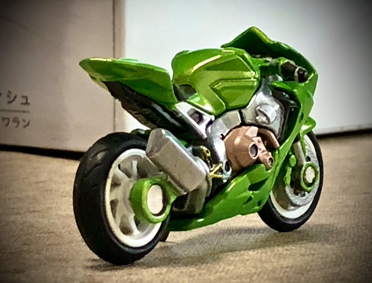 Yuuki トミカ Honda Cbr1000rr 完成しました 何気にバイクの改造は初です トミカ改造 Yuuki トミカ Honda Cbr1000rr 完成しました 何気にバイクの改造は初です トミカ改造