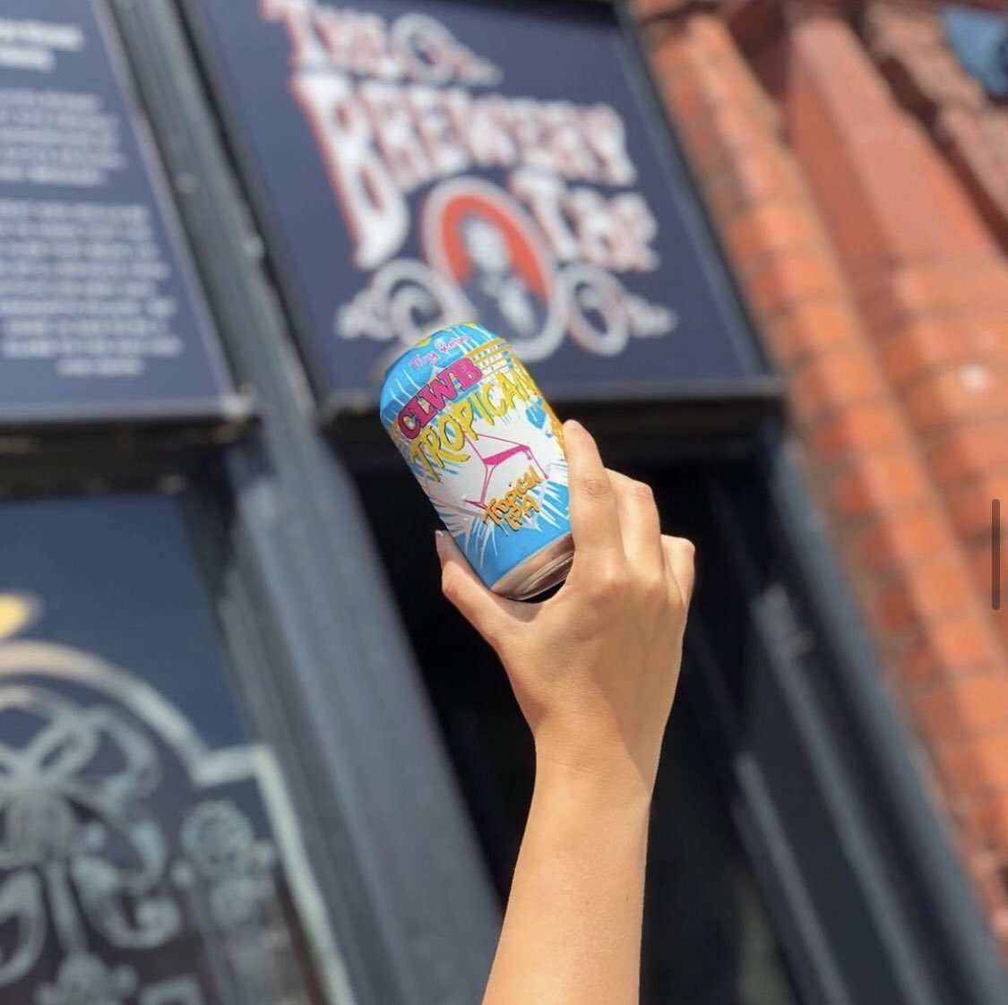 🍻Friday Beers in the sunshine!🍻⁣
⁣
Be a Tiny Rebel &amp; join us for the afternoon out on the terrace!⁣
⁣
brewerytapliverpool.com
⁣
⁣🍻max. Groups of 6
📝 Track &amp; trace details must be provided on entry