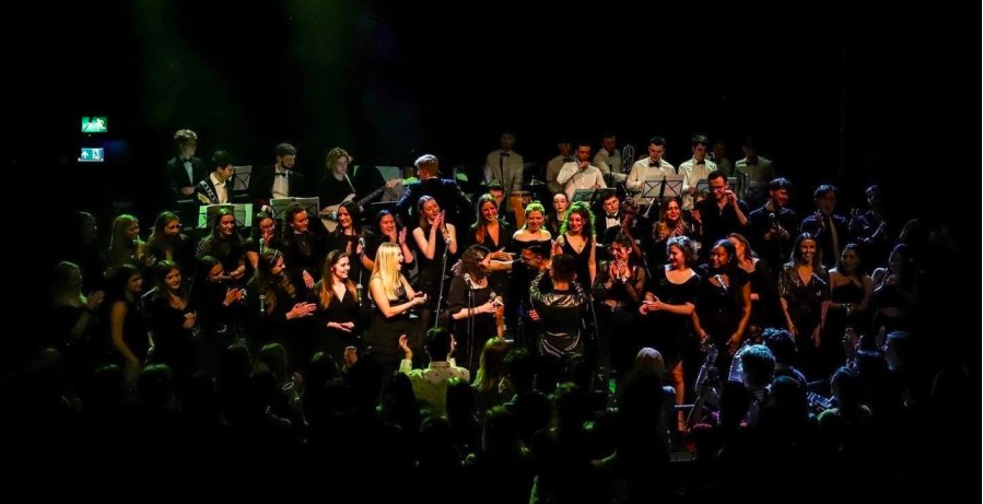 'Being surrounded by these wonderful, talented people &amp; performing regularly on stage has really helped me to grow in confidence, both as a person &amp; as a singer.'

We caught up with president of <a href="/ExeterSoulChoir/">Exeter Soul Choir</a> Hanife Hursit to find out more about them bit.ly/2EbdNSq 🎤