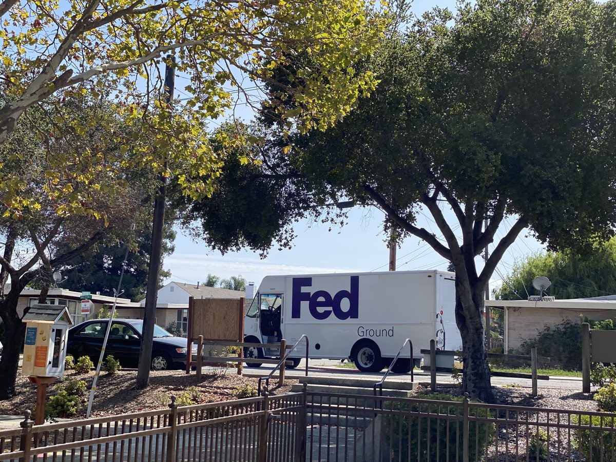 The feds staking me out aren’t even trying to hide it anymore