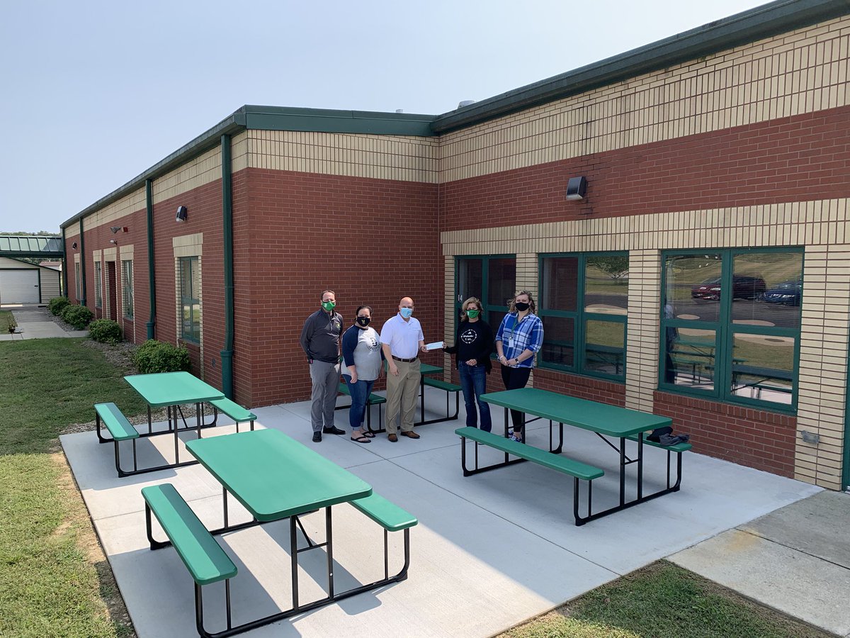_BostonRocks_'s tweet photo. Earlier this summer, we started a fundraising campaign for Sting’s Patio.  We raised $380, enough for 1 table.  Our ultimate goal was $1300.  This week, the Trowbridge Funeral Home completed our goal. What a great place to meet and work for our school. https://t.co/AQ3mES8Pcn