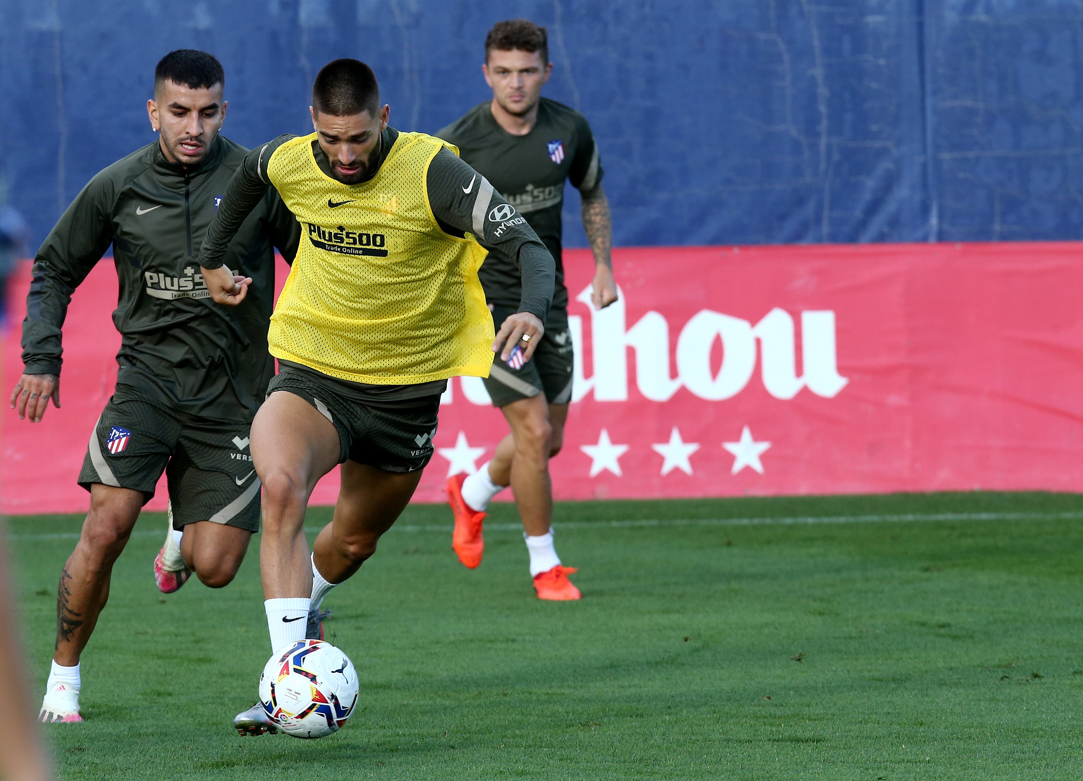 Carrasco y Correa, en la sesión del Atlético de Madrid (Foto: ATM).