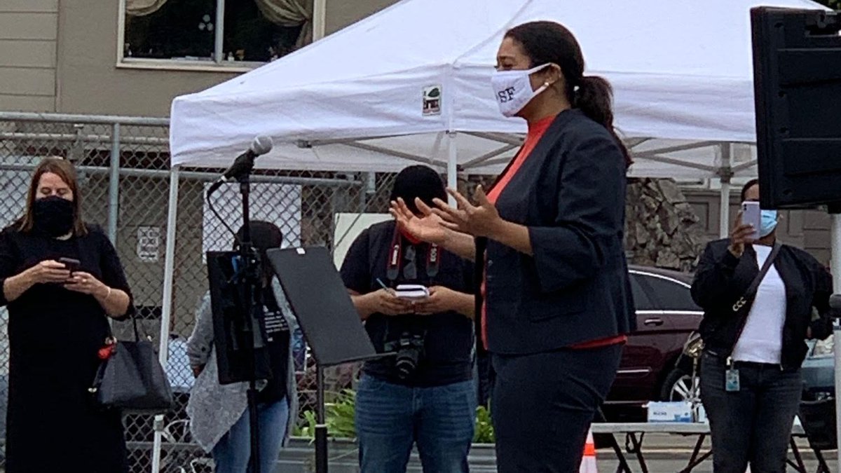 CatholicCSF's tweet photo. Today, SF Mayor @LondonBreed visited the OMI Community COVID testing site at Catholic Charities Adult Day Services. The visit honored the commitment of the OMI community to identify and serve those in need of critical medical help.
#oceanview #mercedheights #ingleside https://t.co/Mn71x3mv4K
