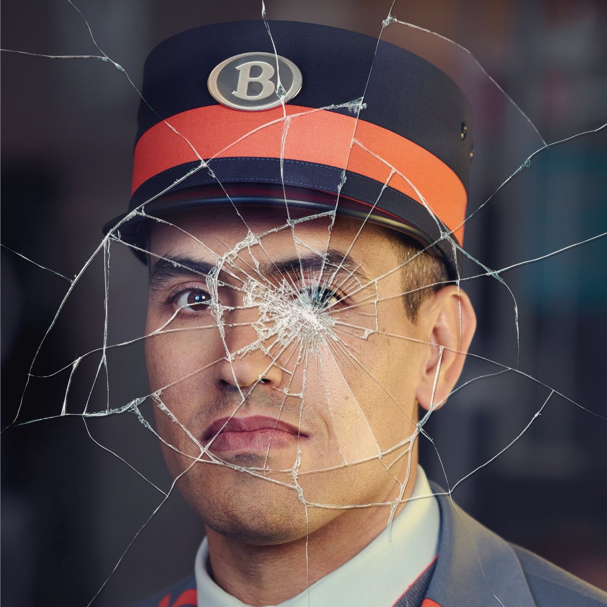 En 2 semaines 30 collaborateurs <a href="/SNCB/">SNCB</a> ont été victimes d’agression en exerçant leur métier au service des voyageurs. Je condamne fermement ces actes que nous poursuivrons en justice. J’en appelle à tous les voyageurs pour soutenir et respecter nos collaborateurs. #stopagression