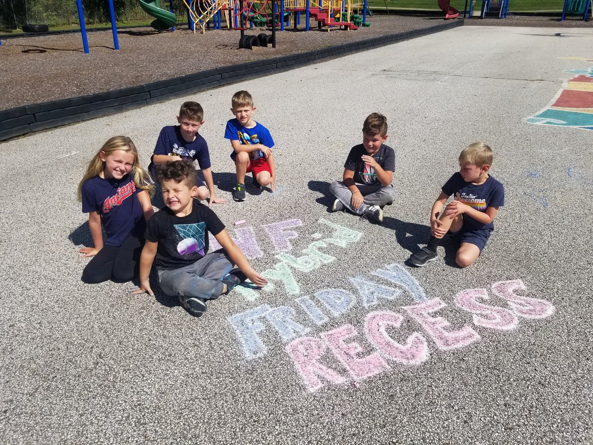 Not exactly a normal Friday at NF Elem, but we adapt.  #teacherskids <a href="/NicholeNotarian/">Nichole Notarian</a> <a href="/mrs_harmon5/">Michelle Harmon</a> <a href="/KPFinley/">Kristen Finley</a>