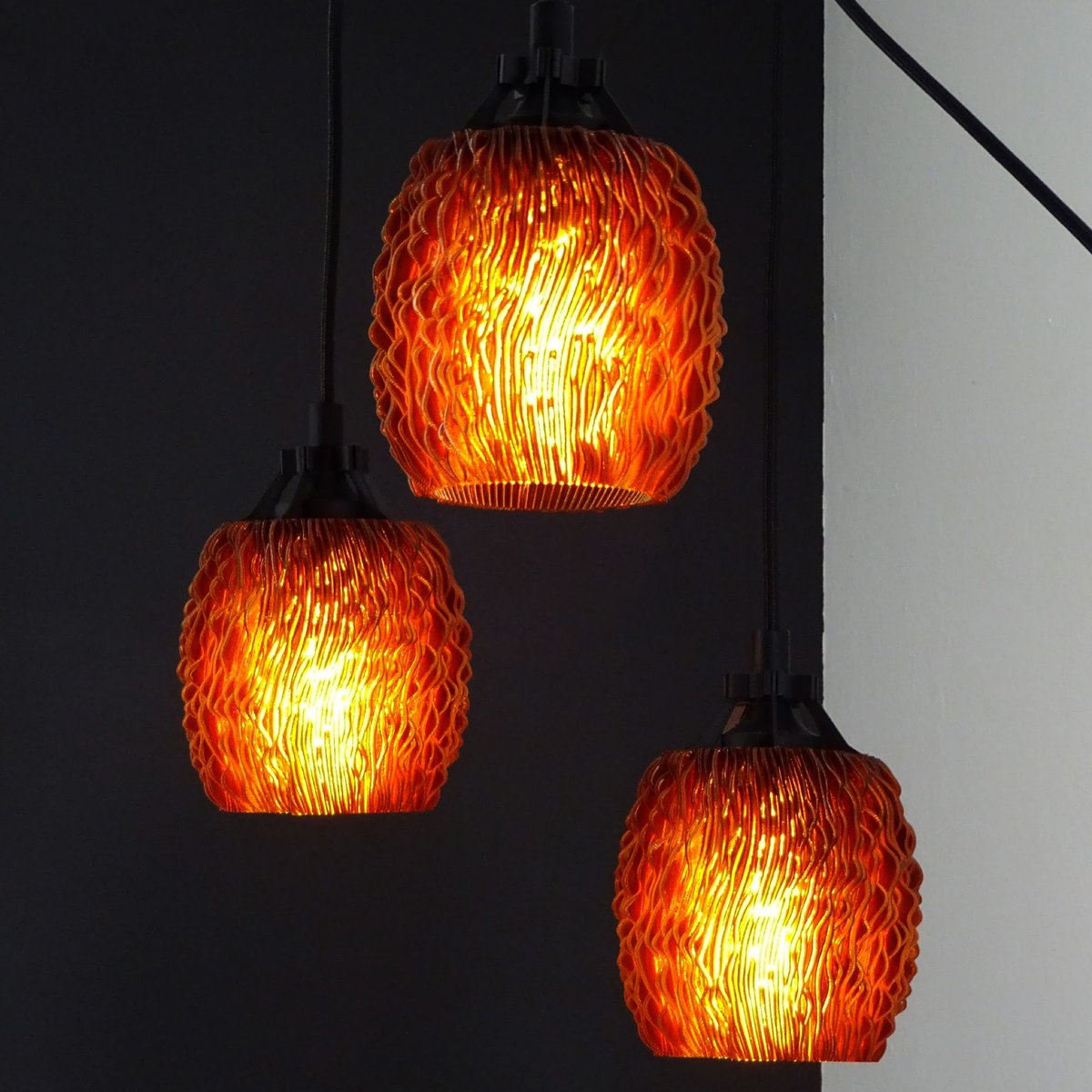 ReflowFilament's tweet photo. I Am Printed | Product Designer 

The playful forms of I am printed provide the perfect balance between organic shapes and engineered models. We couldn’t have imagined a nicer use case for Burnt Amber. 🔥🔥🔥

#3dprinting #seaglass #3dprintedlighting #recycle https://t.co/9iQLFNHbMM