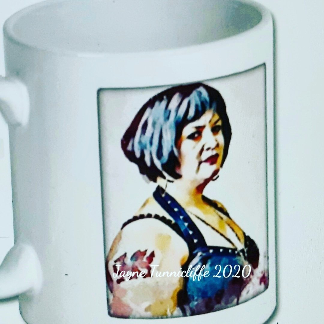 Jaynetunners's tweet photo. Oh! What's occurrin'? #GavinAndStacey trendin' is it? 
No word of a lie you can buy these #Nessa #facemasks from my Redbubble shop Artoftunners, (link in my bio) and also these #NessaArt mugs from https://t.co/zj67gIiXmW. Tidy 😉 https://t.co/6JEd7wj74f