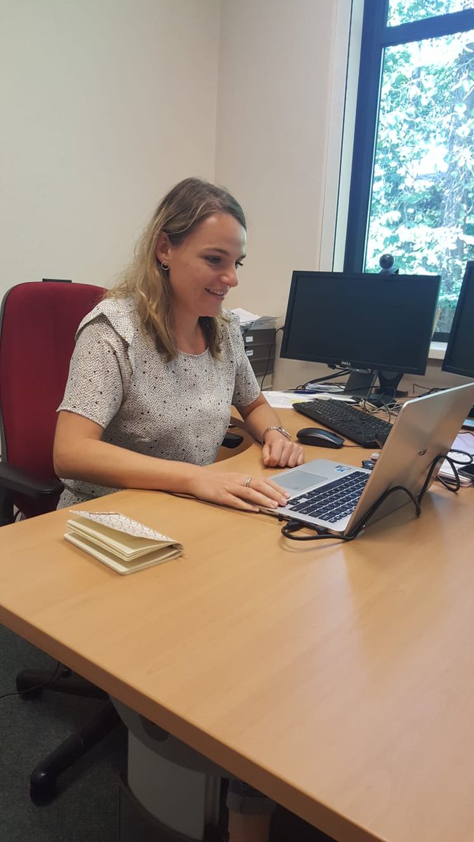 Sint Maartenskliniek Research (@movingresearch) on Twitter photo Lysanne gaf vandaag digitaal, vanaf haar vertrouwde werkplek <a href="/maartenskliniek/">Sint Maartenskliniek</a> haar presentatie over het effect van #orthopedische schoenen op #gait #adaptability in mensen met #HMSN <a href="/ispo_nl/">ISPO NL</a> jaarcongres Kobe. Goed bezig <a href="/LysannedeJong/">Lysanne de Jong</a> en <a href="/NoelKeijsers/">Noel Keijsers</a> <a href="/YKerkum/">Yvette Kerkum</a> <a href="/OIMOrthopedie/">OIM Orthopedie</a> Lysanne gaf vandaag digitaal, vanaf haar vertrouwde werkplek <a href="/maartenskliniek/">Sint Maartenskliniek</a> haar presentatie over het effect van #orthopedische schoenen op #gait #adaptability in mensen met #HMSN <a href="/ispo_nl/">ISPO NL</a> jaarcongres Kobe. Goed bezig <a href="/LysannedeJong/">Lysanne de Jong</a> en <a href="/NoelKeijsers/">Noel Keijsers</a> <a href="/YKerkum/">Yvette Kerkum</a> <a href="/OIMOrthopedie/">OIM Orthopedie</a>