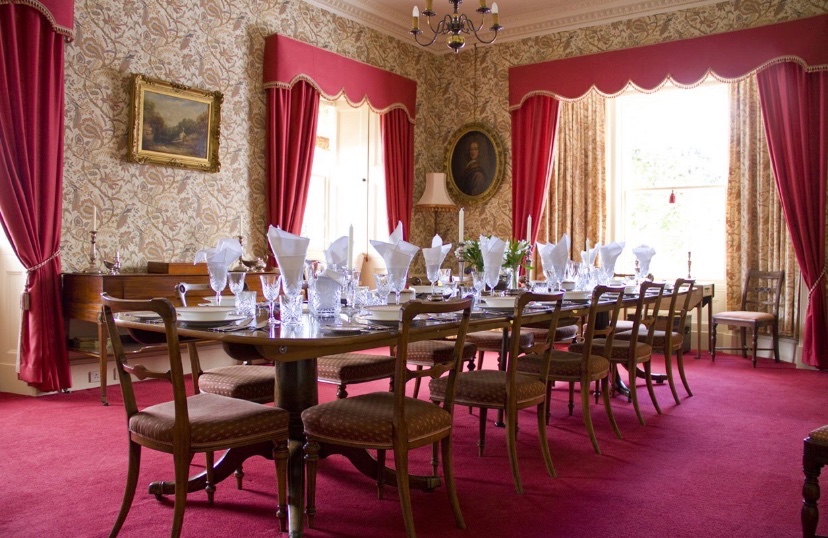 One of the most lovely houses in Scotland is available for Christmas and New Year 🎄🎄 <a href="/GilmertonHouse/">Gilmerton House</a>   near Edinburgh has been a retreat for the same family since the 1600’s. We cannot imagine spending a white Christmas anywhere else!
#staycation #countryhouse