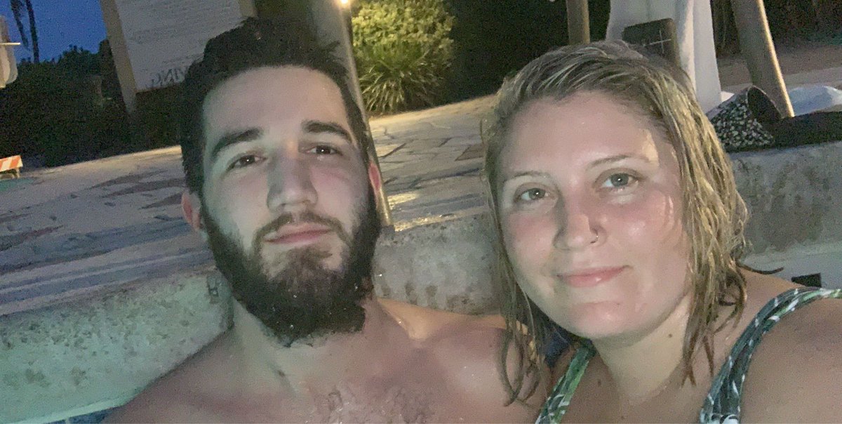 CosieJox's tweet photo. Successful vacation with my man 💛 https://t.co/A0g9vD1QIb