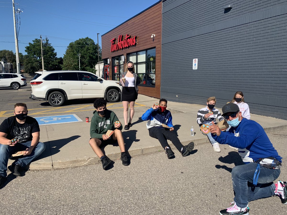 JeffDeProsperis's tweet photo. #HappyFriday #HappyDressDownDay @SJCEagles — from a few of us in grade 12 ... enjoying #PhysicalActivity #WalkForFun #StaySafe #SmileyCookie https://t.co/QRabRYua6H