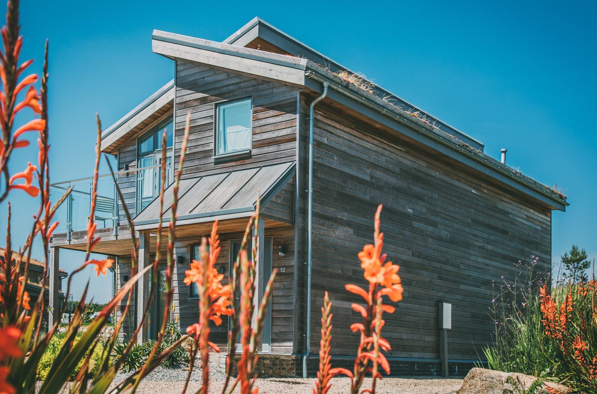 Luxury holiday homes for sale at Una St Ives.
Take the first step towards your dream holiday home ownership, click here: unastives.co.uk/property-sales