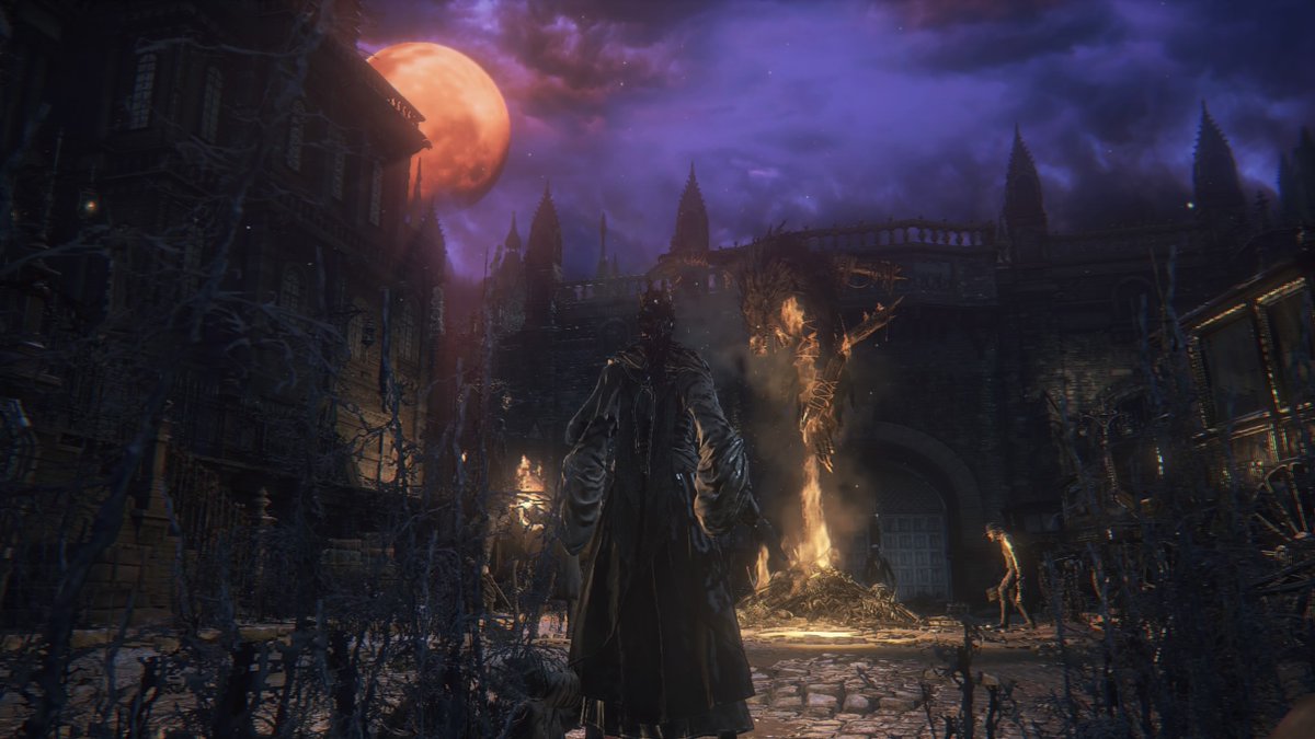 FatExile's tweet photo. Resharing a screenshot i took the other day. Someone once said, the bloodmoon is not visible from Yharnam. Well.... #Bloodborne #Yharnam #Screenshot #Gaming #PS4 #Bloodmoon https://t.co/zj5fnvKQ42