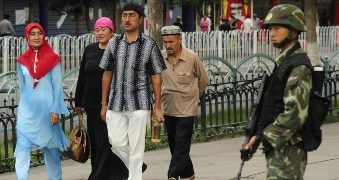 spid_media's tweet photo. They believe religious teachings are superior to state laws: What China’s whitepaper says about #UyghurMuslims and their ‘re-education’

#China revealed, it has placed over 1.29 million people in camps between 2014 and 2019 in the Uyghur-dominated province of #Xinjiang. https://t.co/awe6sN3qOX