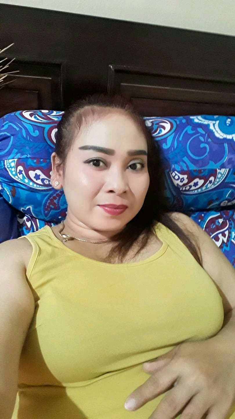 PecintA ibu ibu på X: «t.comb7RYRk8dB»  X