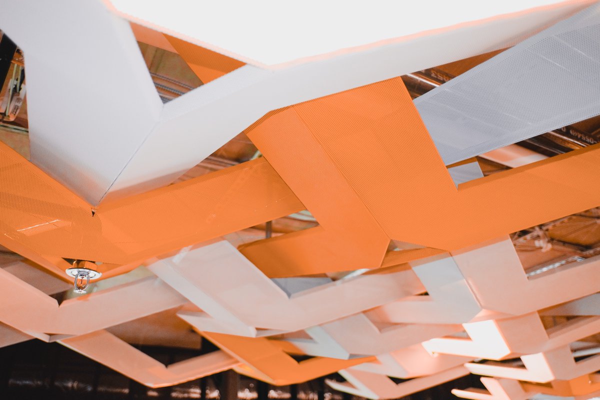LEnvironments's tweet image. The #Prop #CeilingSystem by @graypantsstudio brings open ceilings to life. Incorporate #lighting and #acoustics, any color combo, and make it as sparse or dense as you need. The options are endless. 
#LED #Configuration #InteriorDesign #Architecture #DCDesign #OpenCeiling