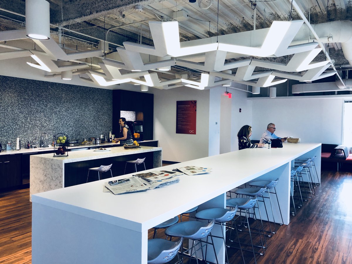 LEnvironments's tweet image. The #Prop #CeilingSystem by @graypantsstudio brings open ceilings to life. Incorporate #lighting and #acoustics, any color combo, and make it as sparse or dense as you need. The options are endless. 
#LED #Configuration #InteriorDesign #Architecture #DCDesign #OpenCeiling