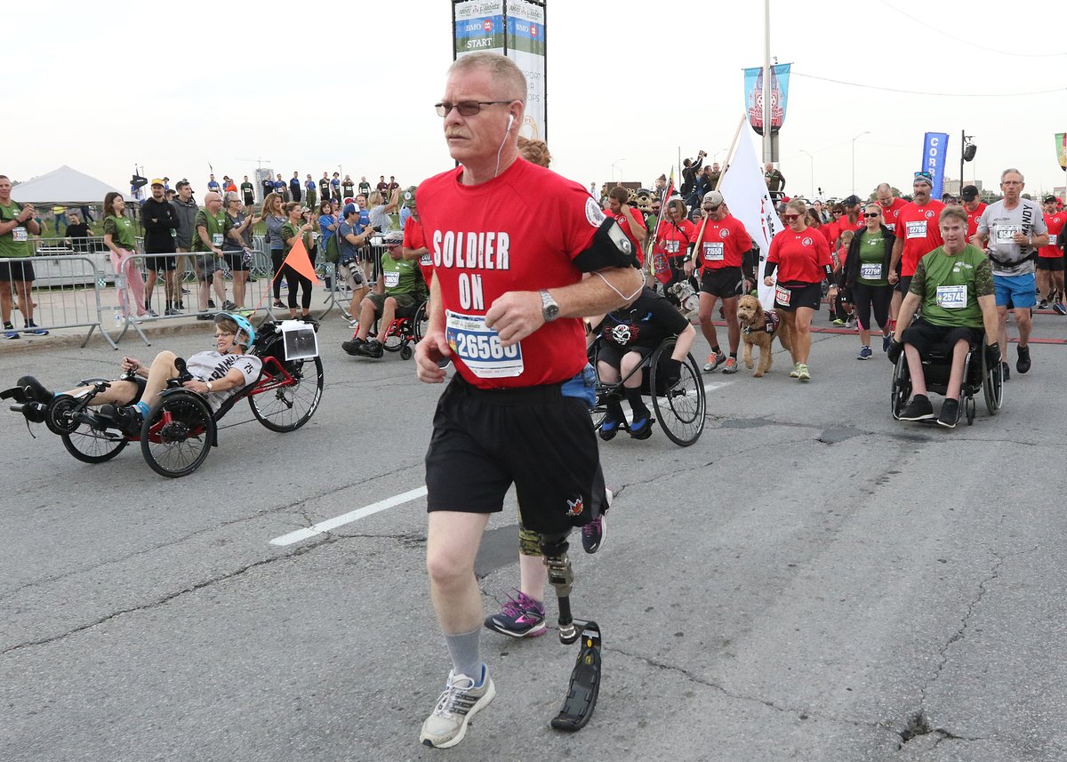 CanadaArmyRun's tweet photo. To date, the #2020ArmyRun has contributed over $200,000  to @CDNForceSupport &amp; @SoldierOnCAN programs to care for the ill &amp; injured and their families. On behalf of our men and women in uniform – THANK YOU for #StandingWithUs
Remember, it’s never too late to make a donation! https://t.co/sXMuxMB6F0
