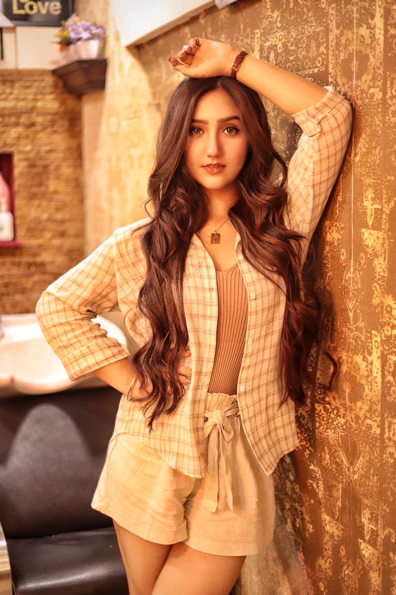 Ashnoor Kaur on Twitter: Ashnoor Kaur on Twitter:
