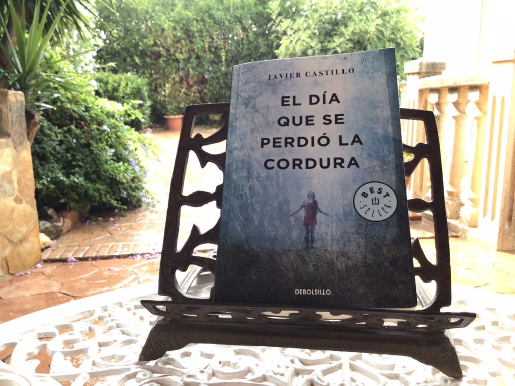 angela_v_a's tweet photo. Una de mis historias favoritas es El día que se perdió la cordura @JavierCordura #eldiaqueseperdiolacordura #BibliotecadeAula @proyectocartama @RaquelCartima https://t.co/zKMnVKkJDs