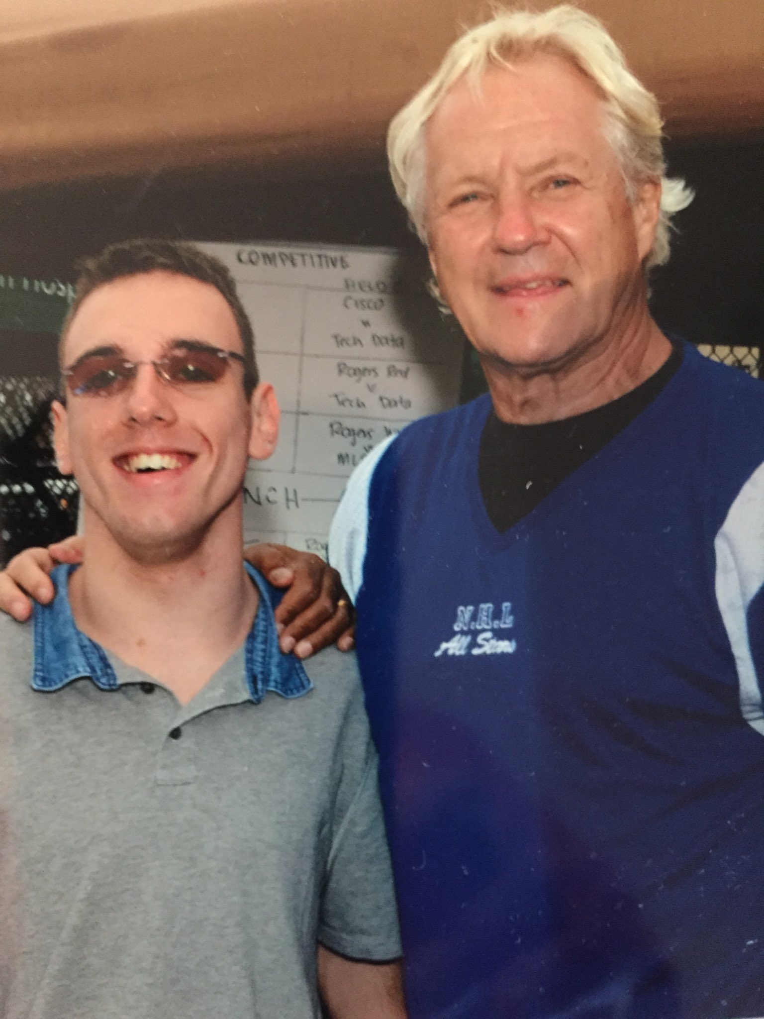 Happy birthday to  legend Darryl Sittler! 