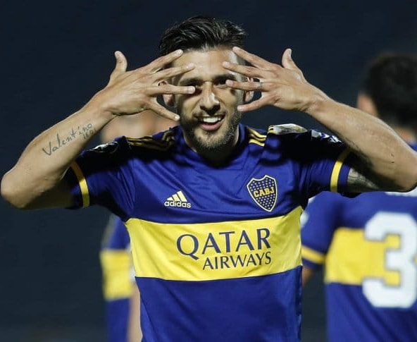 BUEN VIERNES XENEIZES 💙💛💙
Después de toda la historia de los positivos/negativos y de los pasacalles envidiosos en Paraguay, contra todo y contra todos <a href="/BocaJrsOficial/">Boca Juniors</a> siempre responde ⚽️

#VamosBoca