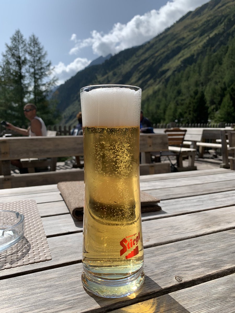 15km durch die Daberklamm und den Nationalpark Hohe Tauern.
Atemberaubend schön 🥰
#wanderlust #HeuteHierMorgenDort #camping #DiscoverEurope #europe #Expotition #LivingInABox #KnausBoxstar #travelgram #travel #vanlife