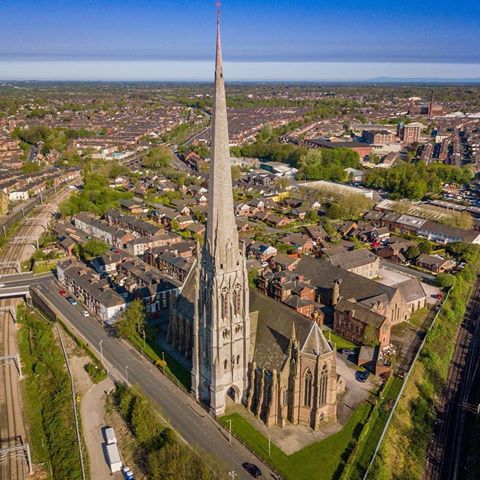 Tomorrow - Saturday - looks like just the day for amazing views from St Walburge's spire - visibility VG. The Grade 1 listed church is open 10.30-1.30 but you need to book to climb the spire heritageopendays.org.uk/visiting/event… One of the unmissable things to do in Preston.