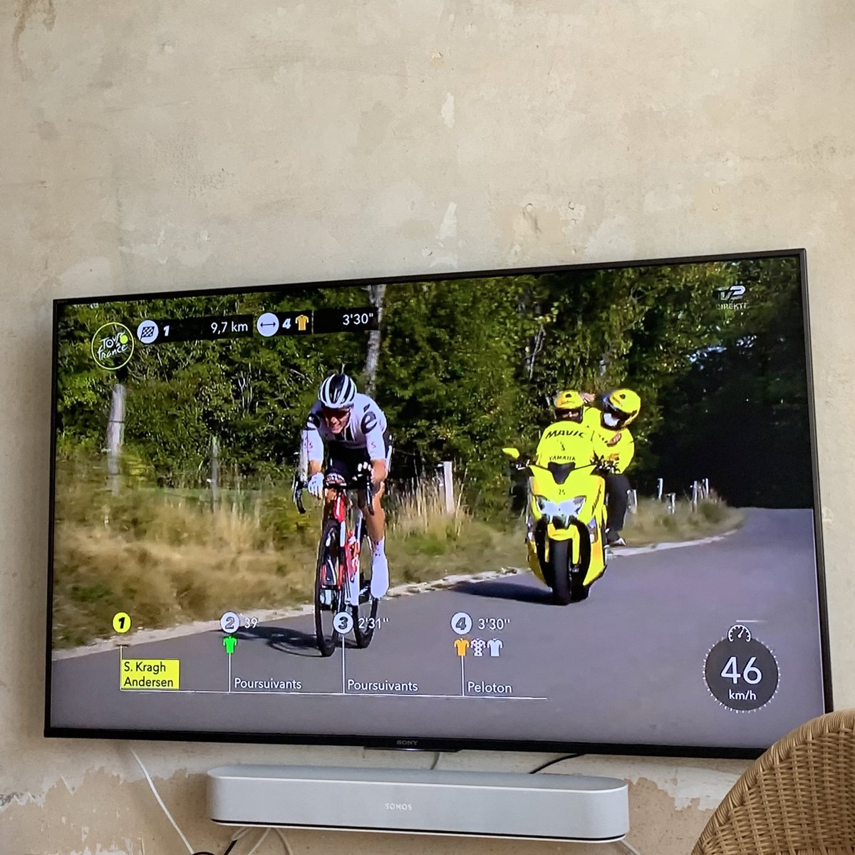 SigneGren's tweet image. Kom så Søren Kragh.... fra Strib! 🙏🏼Det er så stærkt kørt 🥳👌🏼#TourdeFrance #SørenKragh @TV2SPORTdk @TeamSunweb