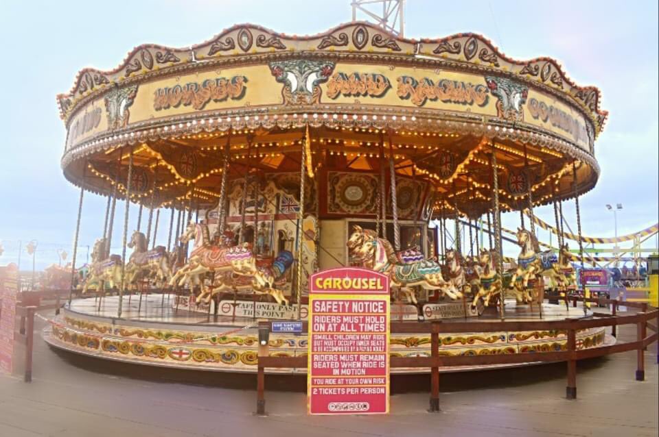 Have you been to Blackpool’s colourful Piers? This is South Pier’s beautiful carousel.

#Seaside #Staycation #Travel
