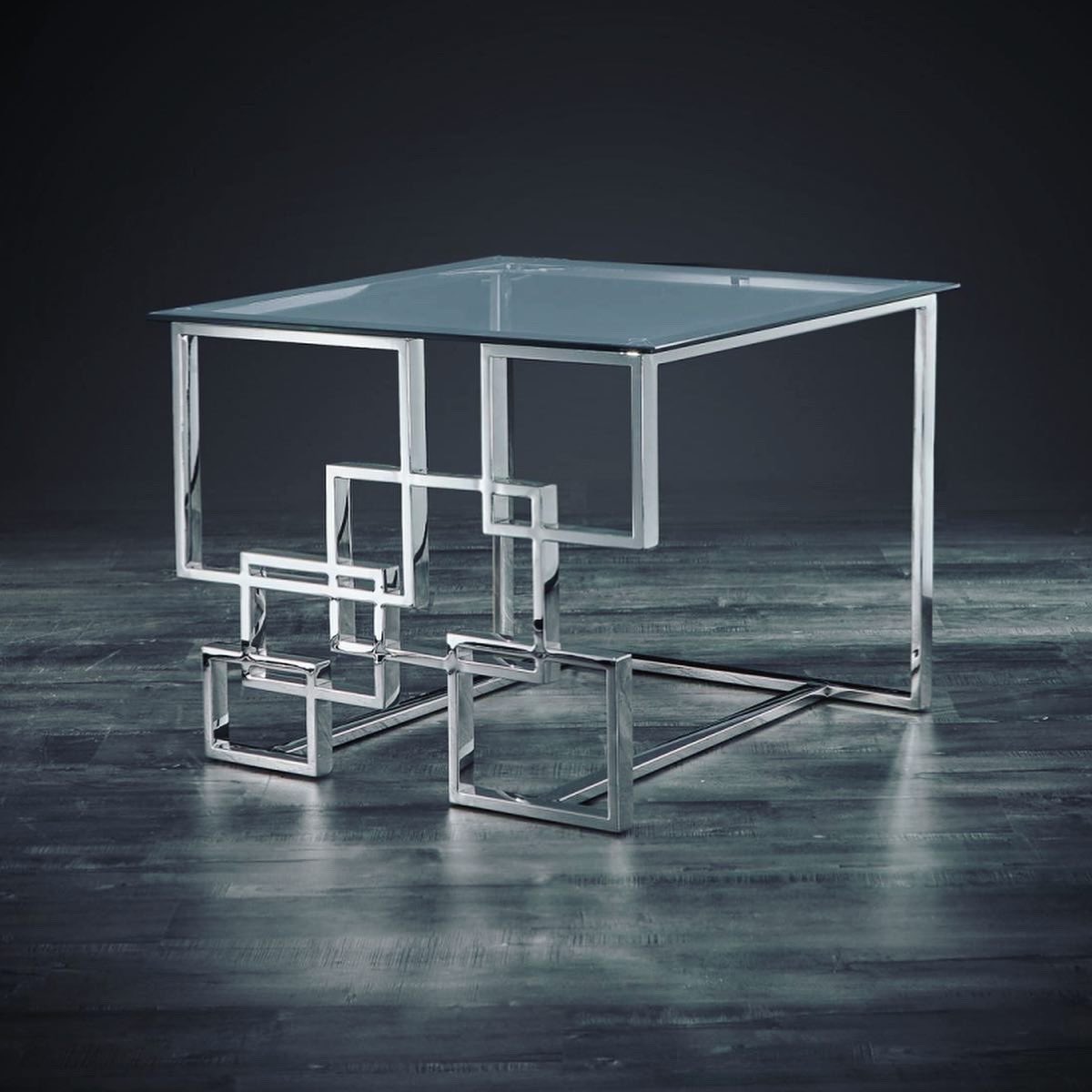 AllaModaDesign's tweet image. Details matter... The Spectra Modern Rectangular Coffee Table and End Table has geometric shape base crafted with a silver polished stainless-steel base. Add this modern beauty to any living space. 

#furniturestore #livingroomdecor #livingroominspo