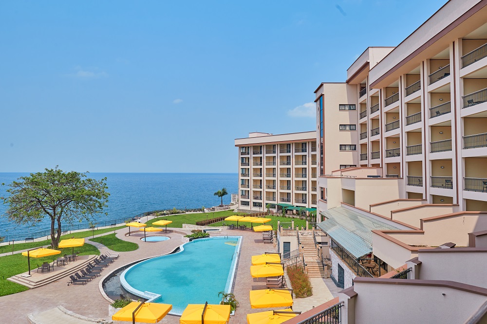 Saturday morning read. Goma in the DRC becomes home to our sixth City Hotel, the Goma Serena Hotel. This is also the first and only 5-star hotel in the city! Read more on why this makes for the perfect work and play destination https://t.co/VKSWQ8z6br https://t.co/idTOqvJgXa