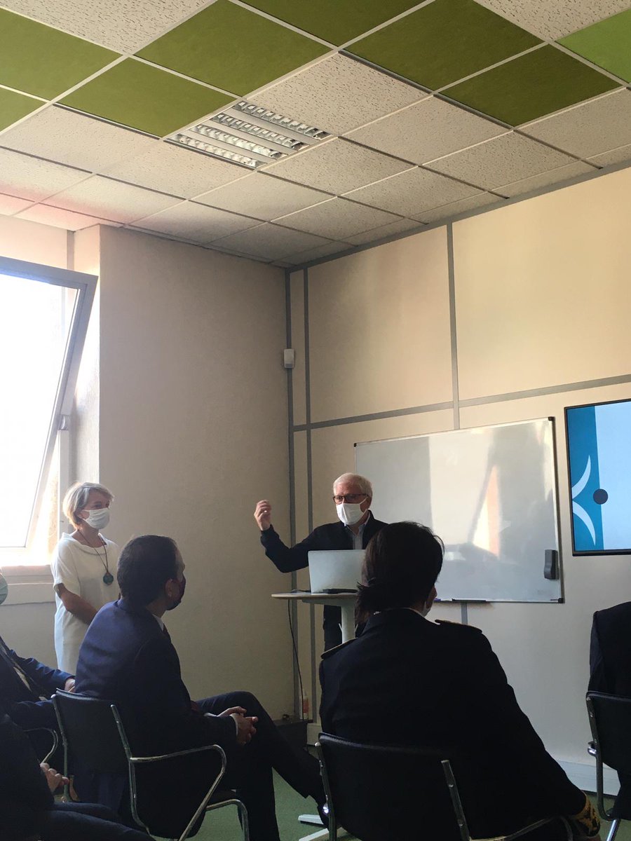 Fiers et honorés d'accueillir nos prestigieux visiteurs : Cedric O, Secrétaire d'État, Catherine Seguin, Préfète Loire, nos députés Loire, Valeria Faure Muntian, Regis Juanico et Jean Michel Mis, ainsi que les représentants Région et SEM. #keranova #deeptech #frenchtech