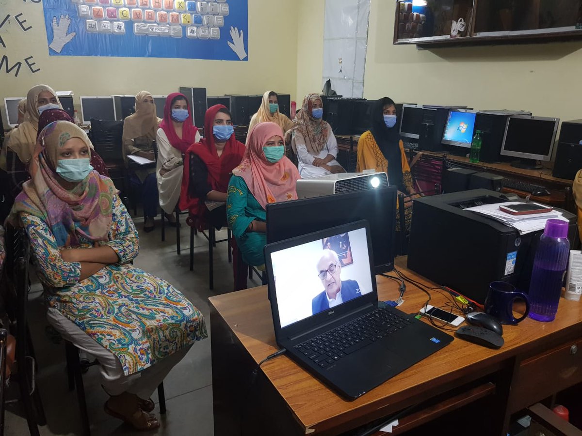 VocationalF's tweet photo. VTI Female Sialkot  staff is attending todays live session n congrates to all staff n trainees for 3rd position in area related to Lifeskills live sessions.... https://t.co/PT9mb5NAFQ
