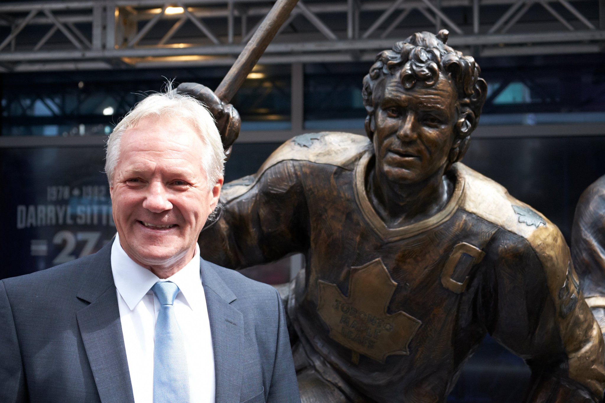 Wishing a happy 70th birthday to Leafs Legend Darryl Sittler 
