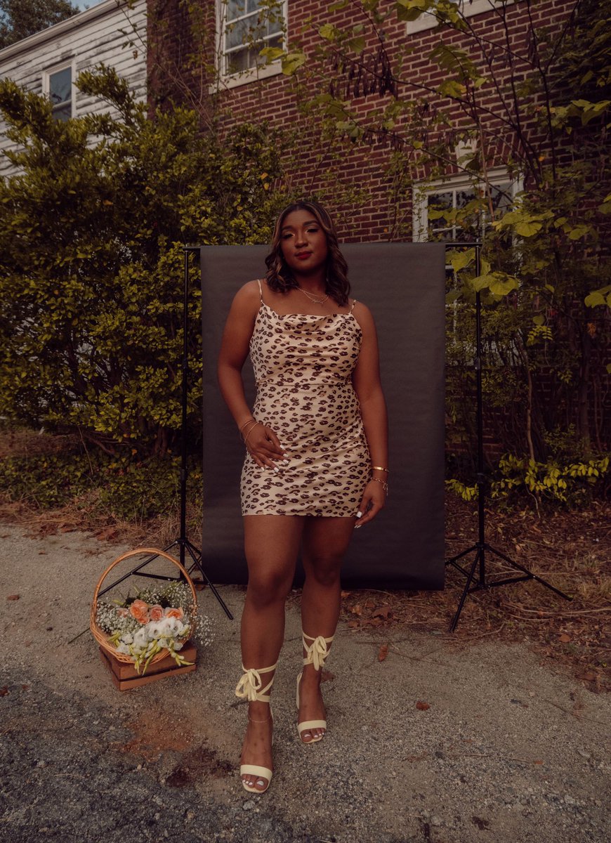 tyla_genea's tweet photo. A Southern Belle #20 https://t.co/EKhIA1HJYd