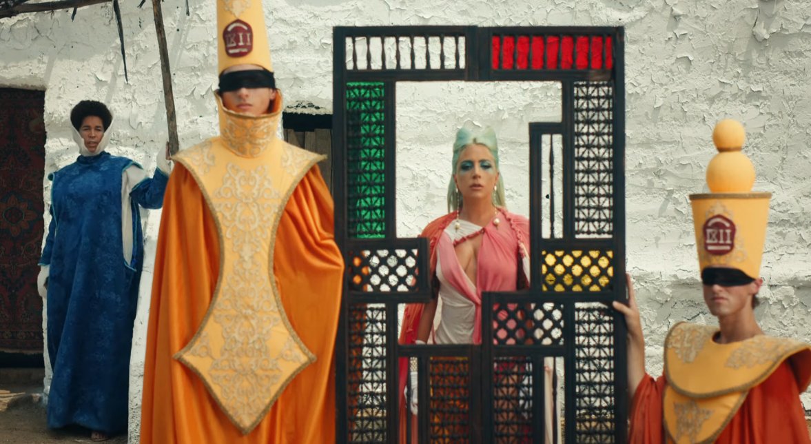 CINEMA505's tweet photo. The Color of Pomegranates (1969)

LADY GAGAAAAAAAA #911video https://t.co/QH6G9uSyvD