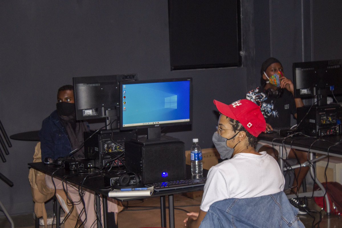 ProducedByYouth's tweet photo. Last weekend we held our 2๏ธโฃnd session with our newest cohort. โจ We dove into the fundamentals of #Flstudio ๐ ๐ฅ and also discussed the importance of branding and marketing๐in an artistโs journey.
Stay tuned for Session 3 this weekend - we can hardly wait ๐๐พ #PBYmusic #Ottawa https://t.co/OGKKzGU0gx